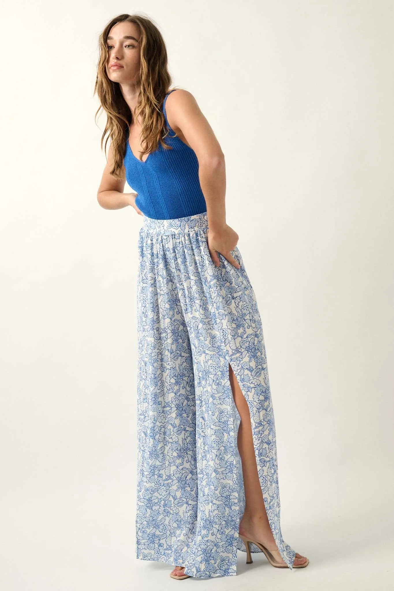 Fascinating Flowers Floral Split-Leg Palazzo Pants