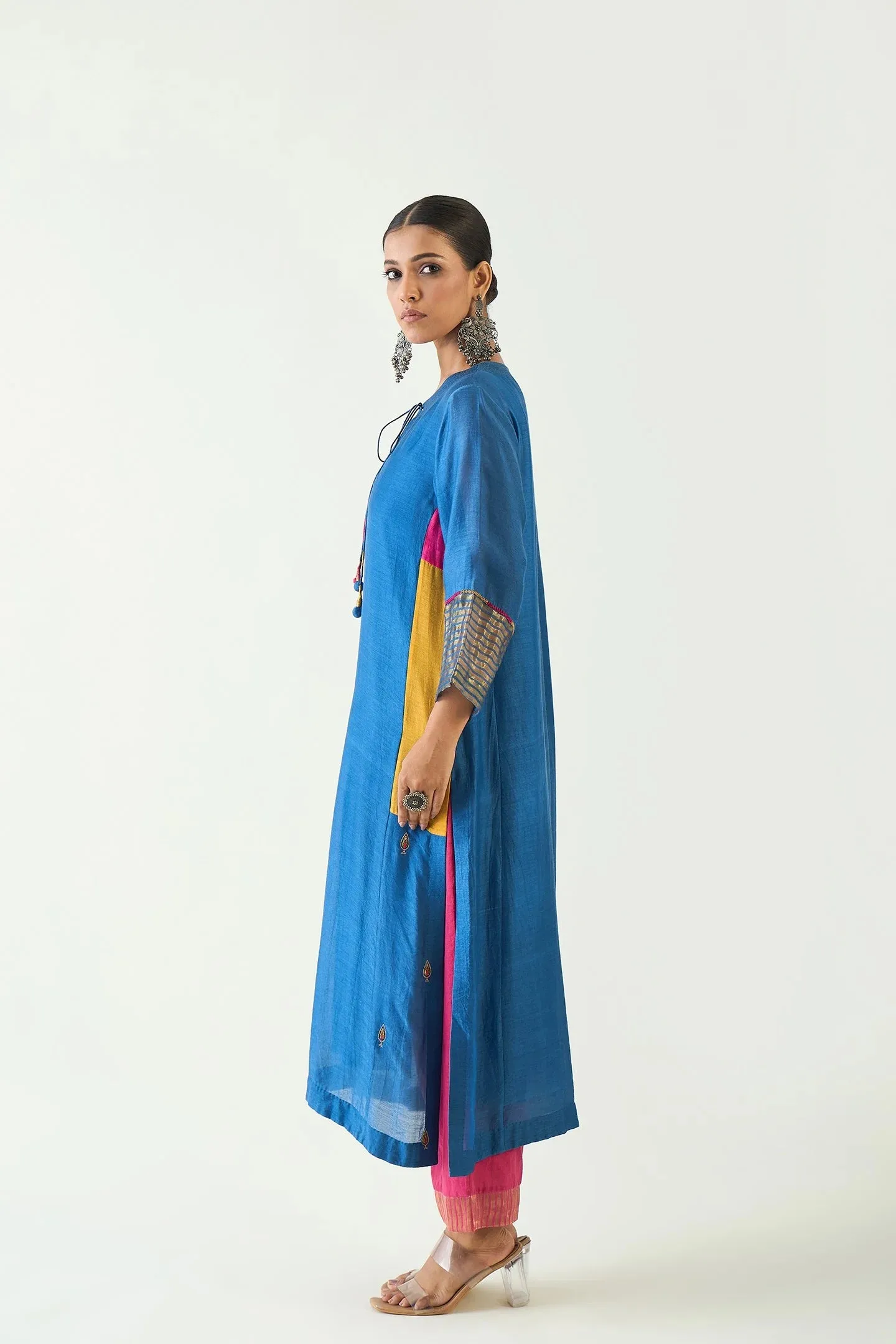 Leela: Cotton silk Cypress Choga set - Blue and Pink