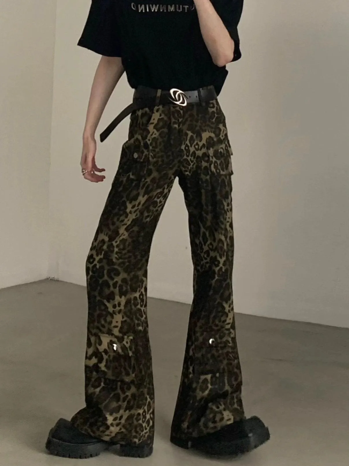 Leopard Print Wide-Leg Cargo Pants