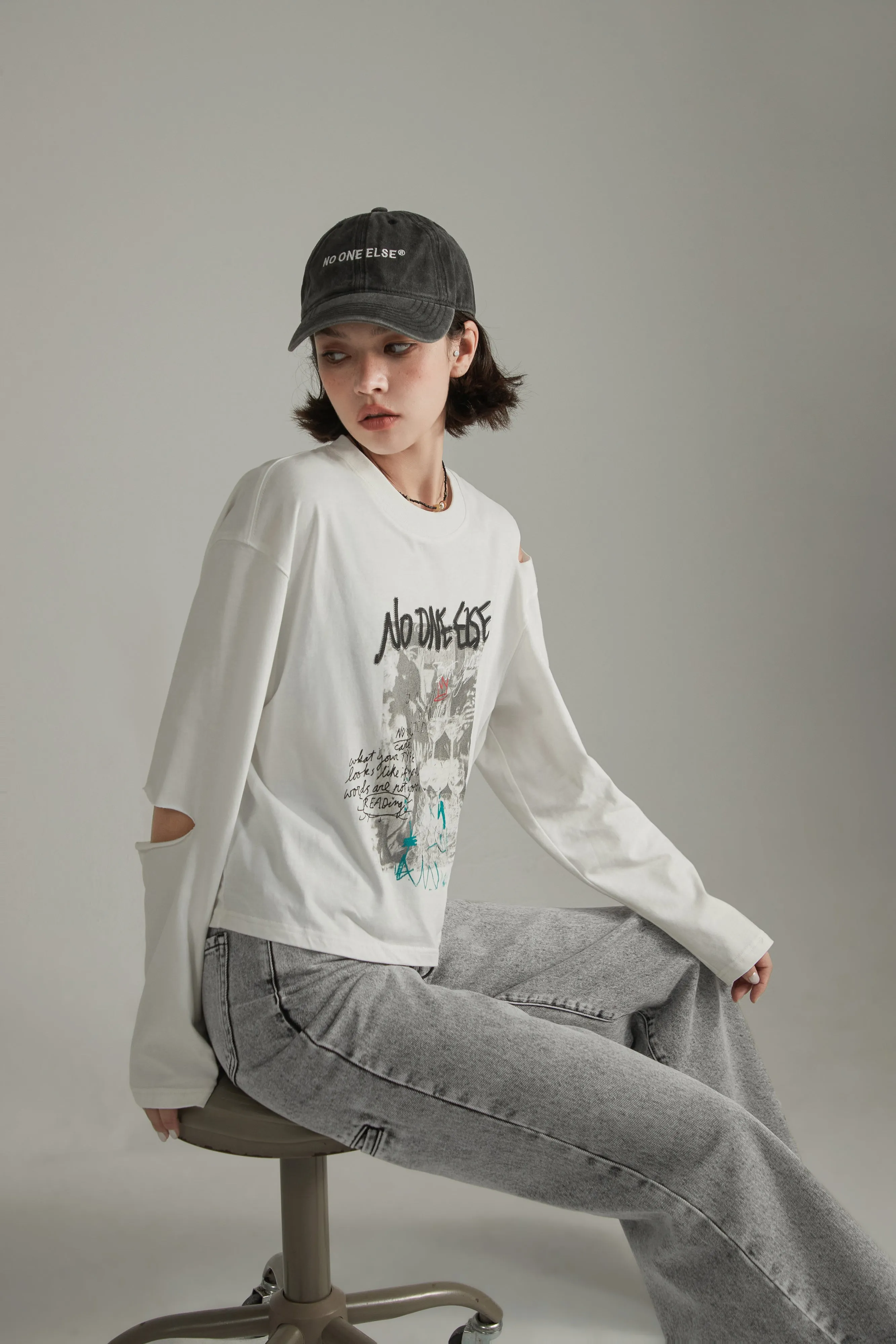 Logo Printed Design Split Loose Fit T-Shirt